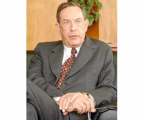 Carlos Adolphs García Bartolino 1957